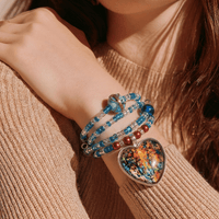 Kissing Couple in the Sky Bracelet (MW)
