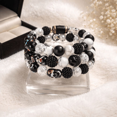 Black and White Beaded Bracelet (MW) | Mamabug ReCreations - Artisan Jewelry