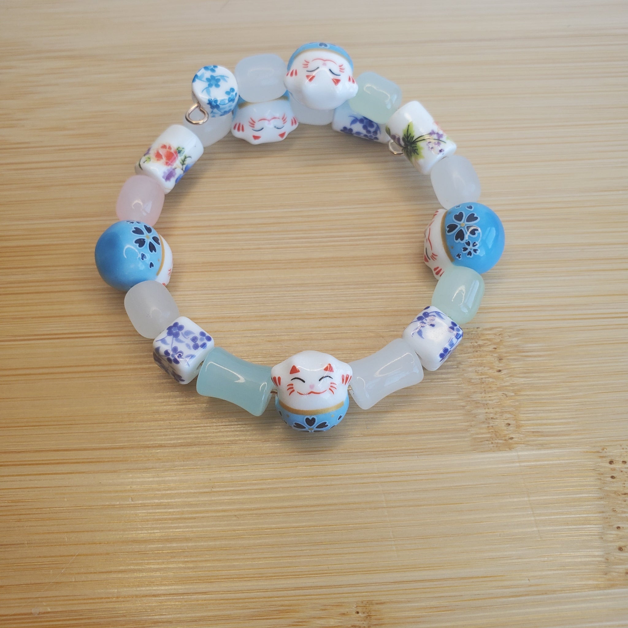 Lucky Cat Bracelet (MW) | Mamabug ReCreations