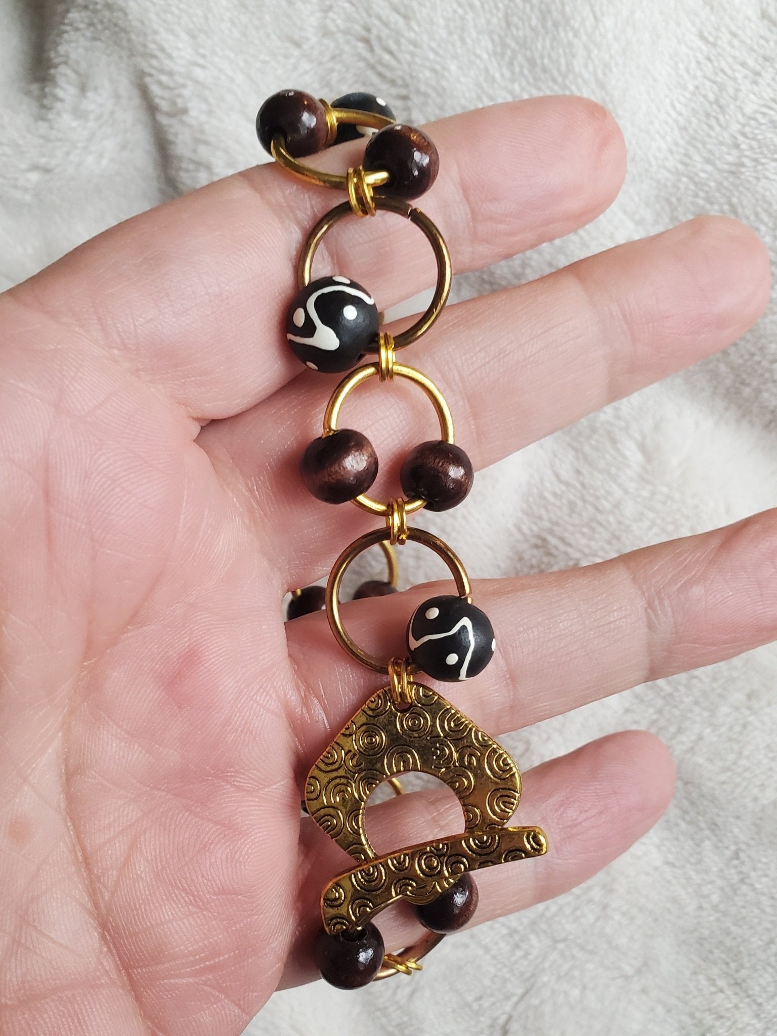 Black and Antique Gold Bracelet | Mamabug ReCreations - Artisan Jewelry