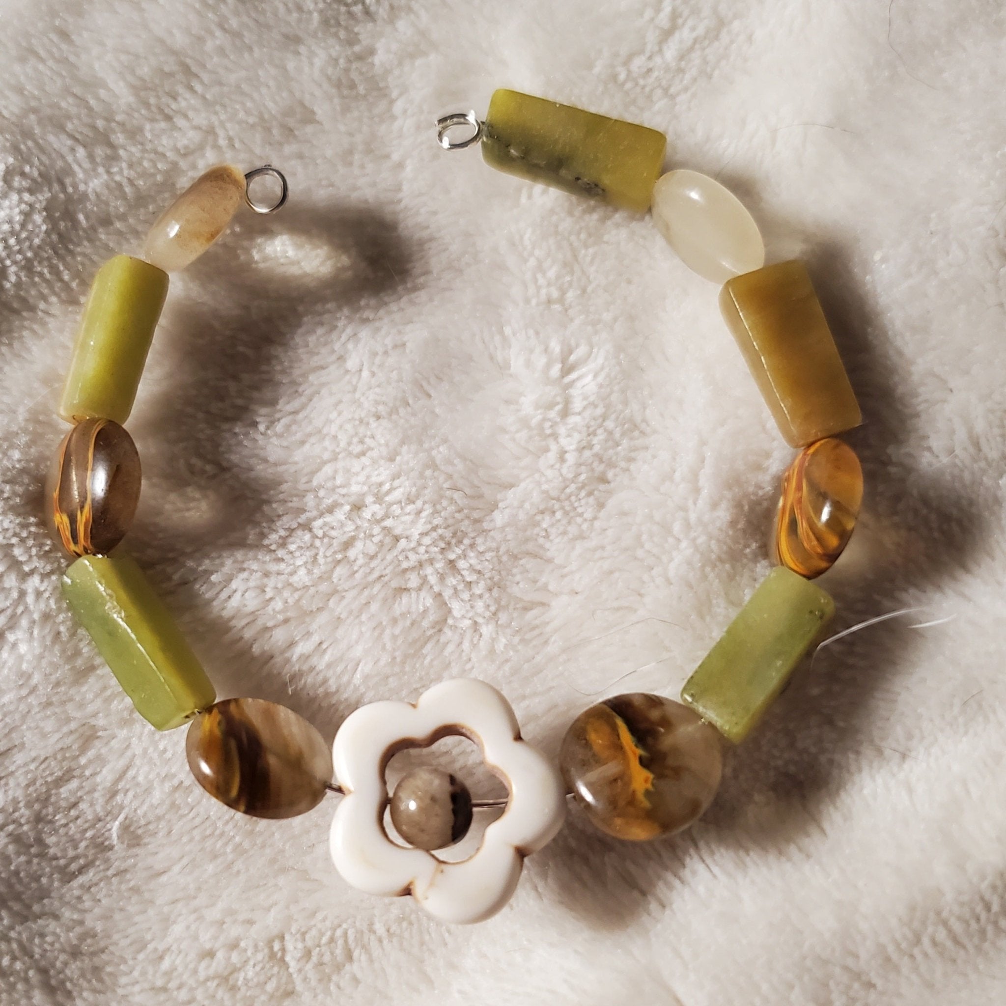 White Stone Flower Bracelet (MW) | Mamabug ReCreations - Artisan Jewelry