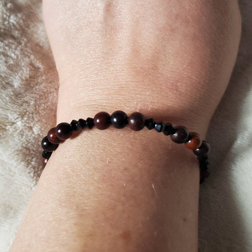 Black and Red Beaded Bracelet (MW) | Mamabug ReCreations - Artisan Jewelry