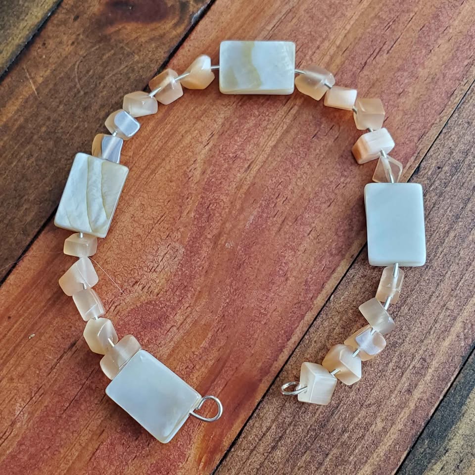White and Peach Bracelet (MW) | Mamabug ReCreations - Artisan Jewelry