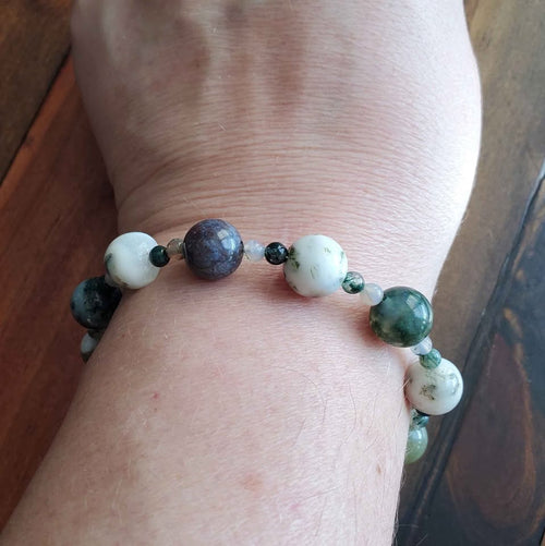 Green and White Marble Bracelet (MW) | Mamabug ReCreations - Artisan Jewelry